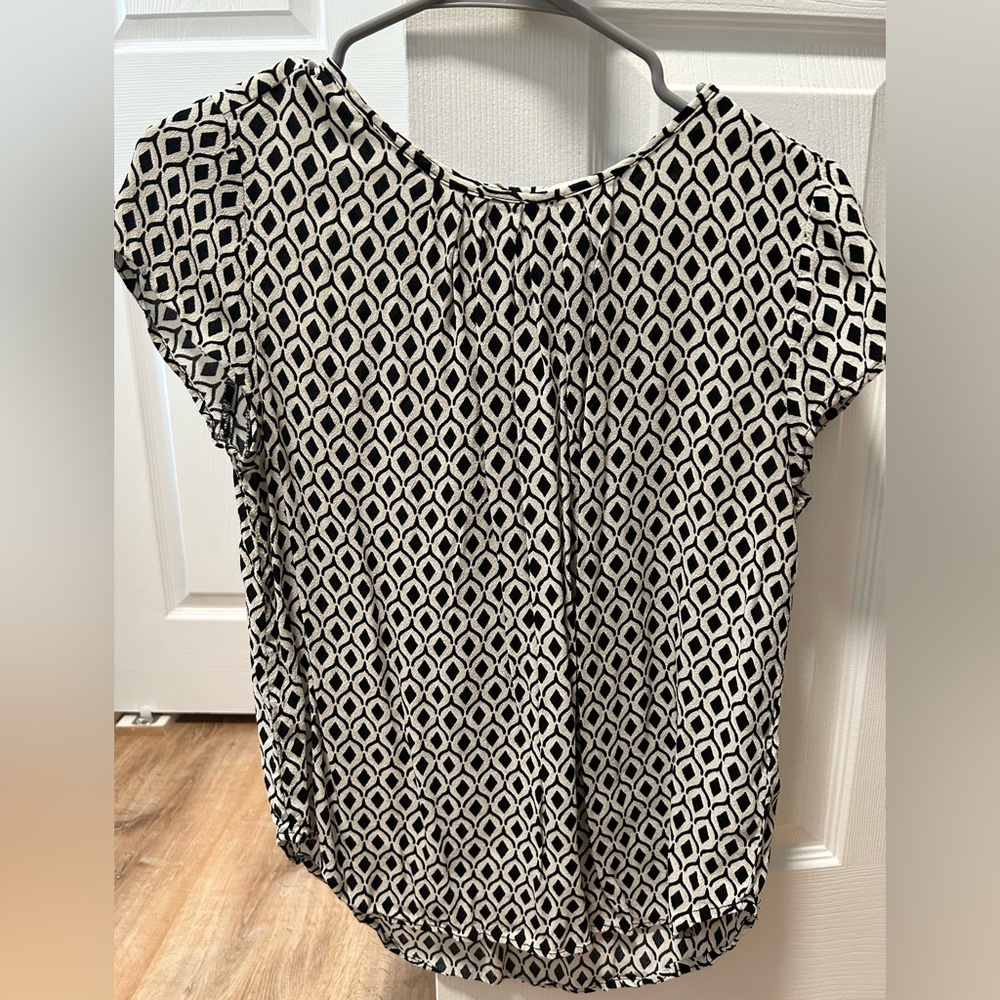 H&M short sleeve blouse